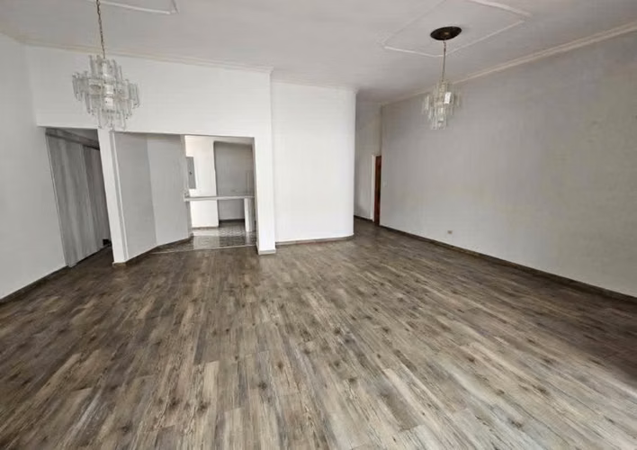 Se vende AMPLIA CASA en Altos de Panama - Imagen 5