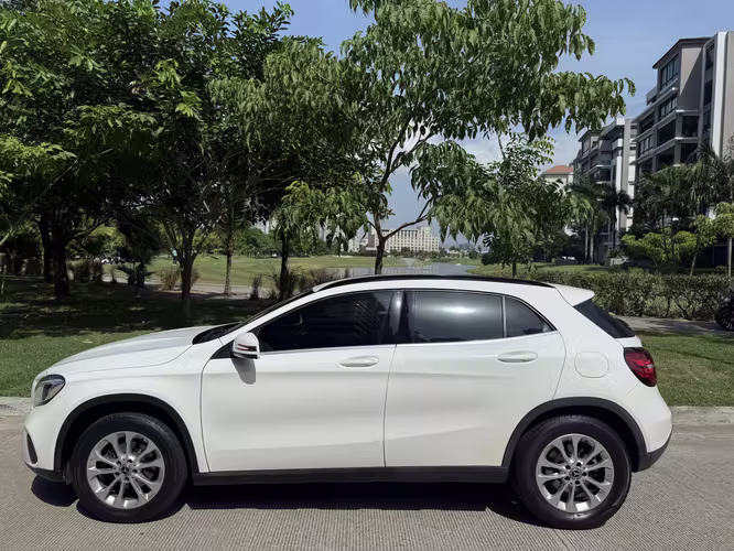 Solo 24 mil kms año 2020 Mercedes GLA