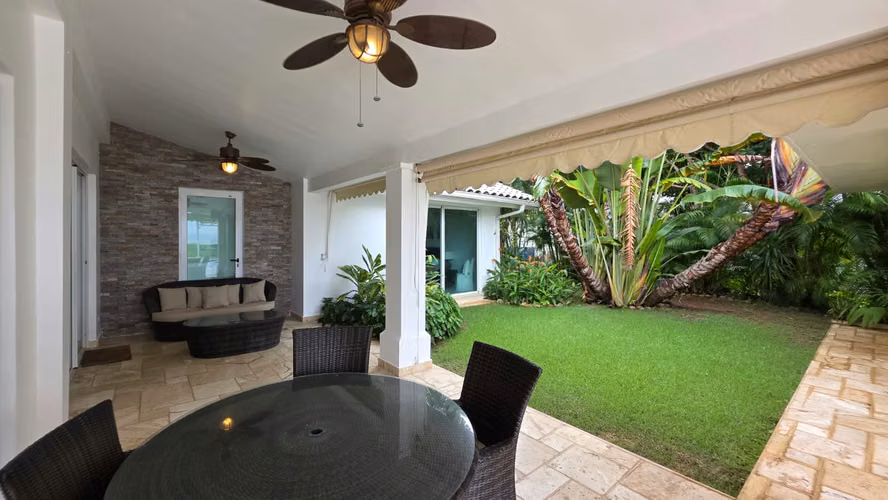 Venta de Casa de Playa en Bijao – Residencia de Lujo con Vista al Mar