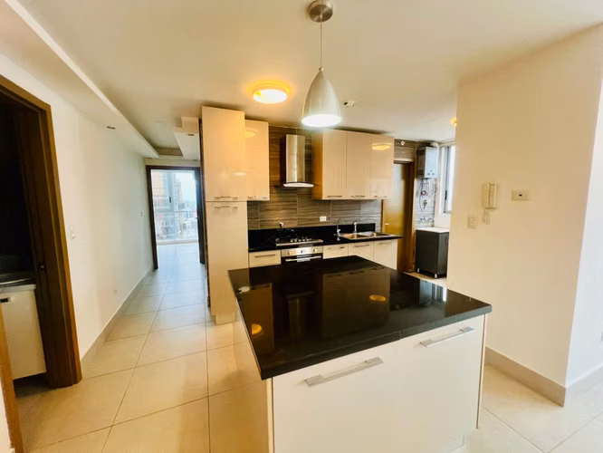 Apartamento en venta en Obarrio piso alto - Imagen 5
