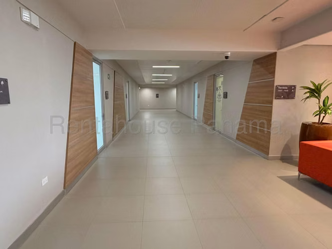 Alquiler de Consultorio en Costa del Este 26LBR5706