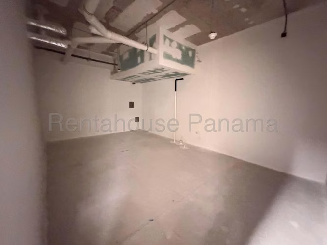 Alquiler de Consultorio en Costa del Este 26LBR5706