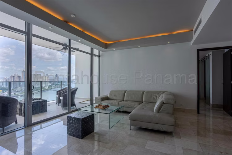 Venta de Apartamento en Punta Pacifica Ph Grand Tower CCO