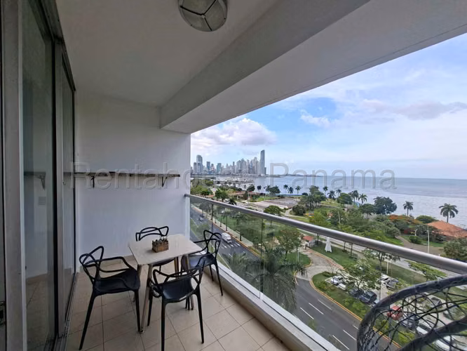 Alquiler de Apartamento en Avenida Balboa Ph Rivage KC