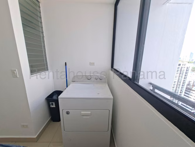 Alquiler de Apartamento en Avenida Balboa Ph Balboa Bay KC