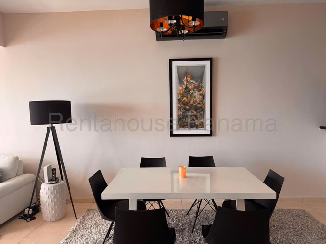 Venta de Apartamento en Avenida Balboa Ph Vista del Mar Solo Cliente Directo LFC