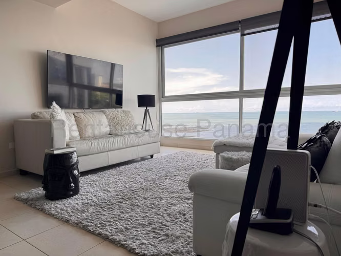 Venta de Apartamento en Avenida Balboa Ph Vista del Mar Solo Cliente Directo LFC