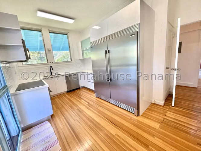Venta de Casa en Corozal Solo Cliente Directo LFC