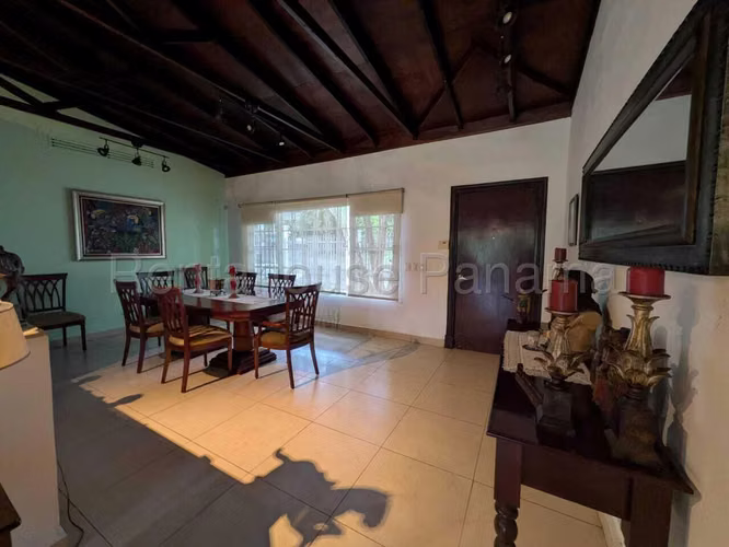 Venta de Casa en Curundu Solo Cliente Directo LFC