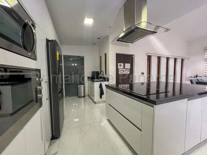 Venta de Casa en Brisas Del Golf Club de Golf Solo Cliente Directo MC