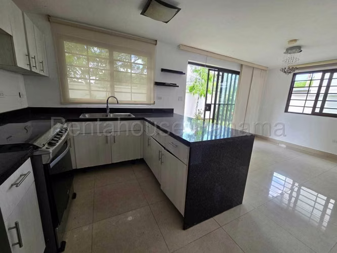 Casa en Venta en Summer Village Milla 8 CIG269069