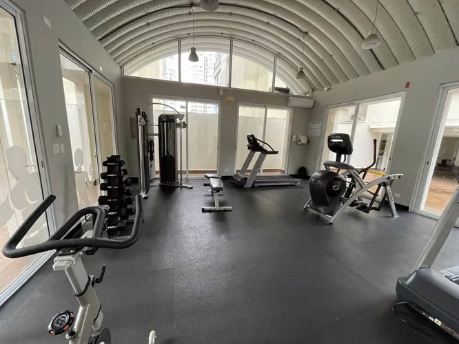 ALQUILER APARTAMENTO AMOBLADO PLAZA EDISON 2 REC, 2 BAÑOS