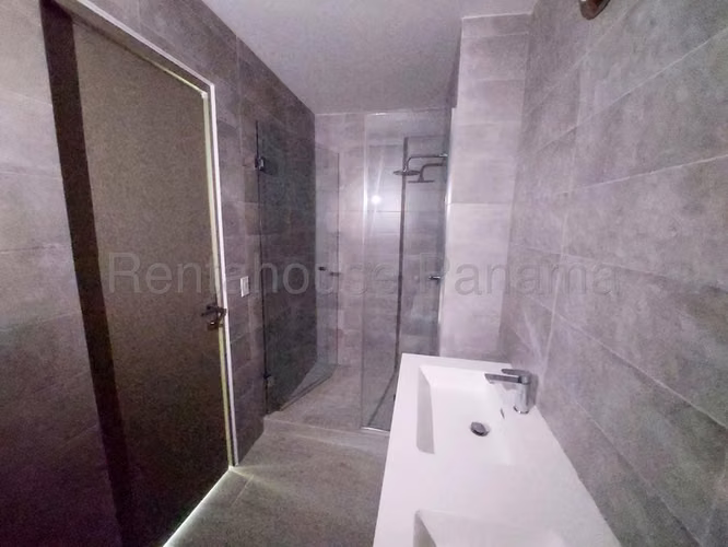 Apartamento en Alquiler en Obarrio JG