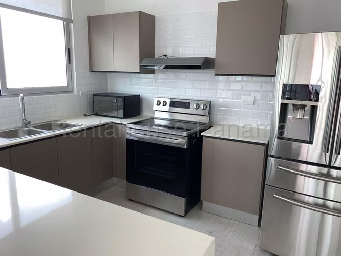 Apartamento en Alquiler en Obarrio JG
