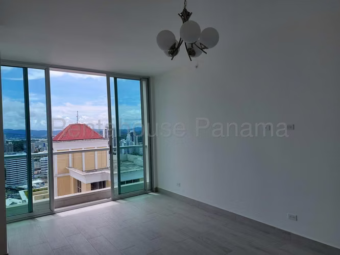 Apartamento en Alquiler en Obarrio JG