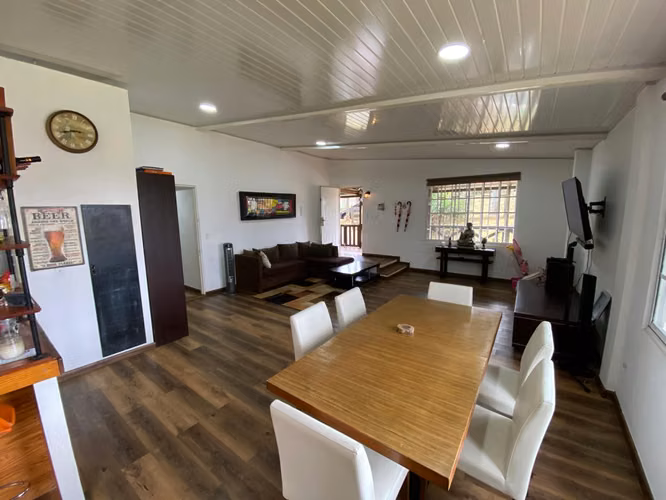 VENDO CASA CERRO AZUL - Imagen 7