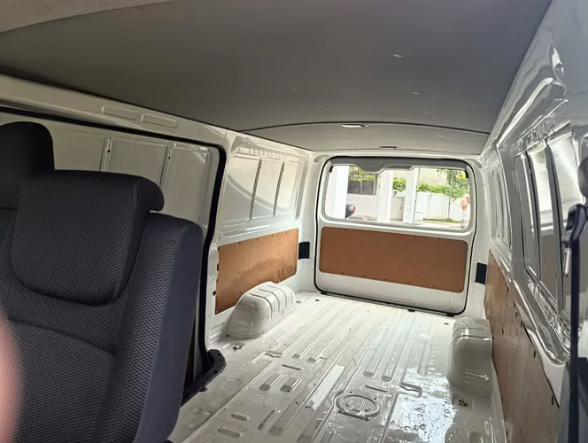 TOYOTA HIACE 2021 - Imagen 9