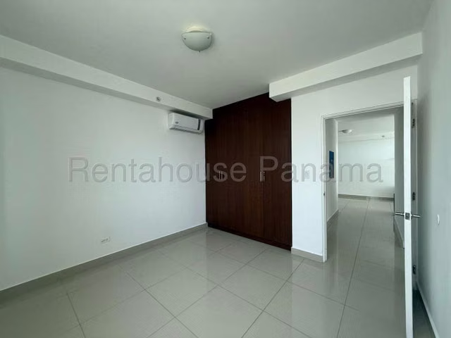 Apartamento en Venta en Cangrejo Bay El Cangrejo 24YCG5881