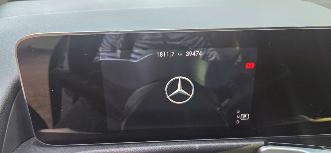 MERCEDES-BENZ GLB 200  AÑO 2022 !!!!!       ¡IMPECABLE!