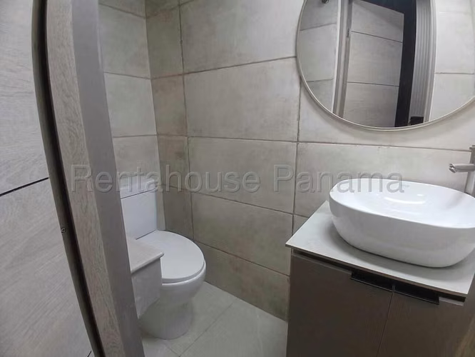 Remodelada Casa en San Francisco Panama (sin patio) 26EPP4954 - Imagen 12