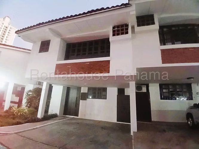 Remodelada Casa in San Francisco Panama (without patio) 26EPP4954