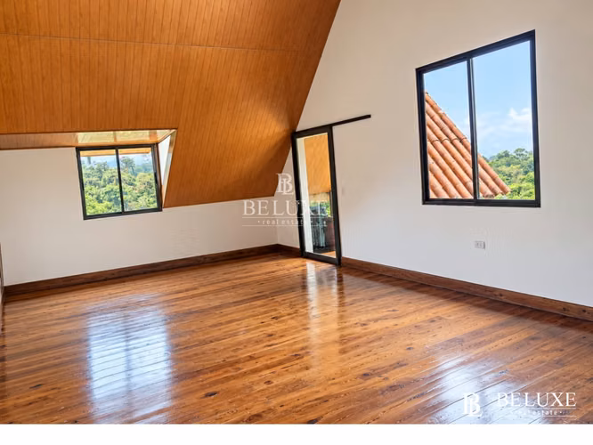 VENTA DE CASA DE MONTAÑA EN ALTOS DEL MARIA (21)