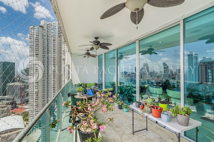Amplio Apartamento en Venta en Aquamare, Punta Pacífica | 356 m² con Línea Blanca