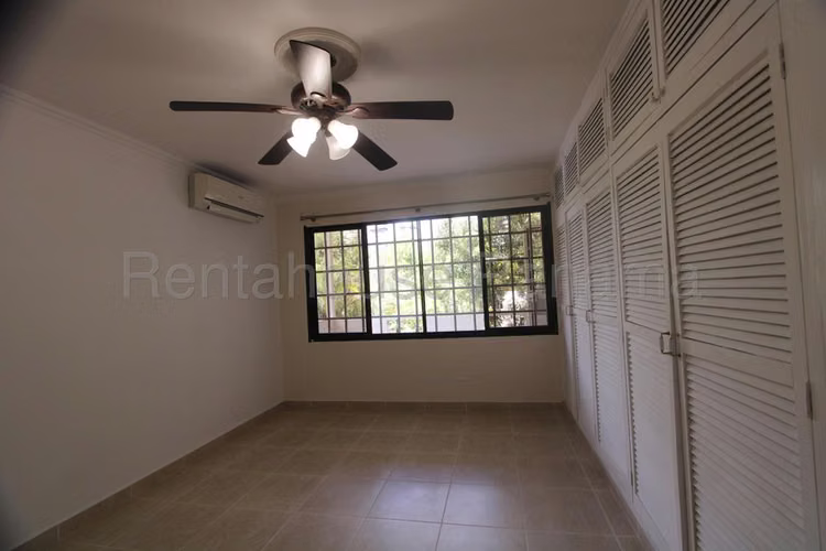 Remodelada casa en San Francisco en Venta 26EPP2906