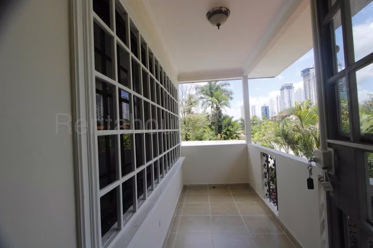 Remodelada casa en San Francisco en Venta 26EPP2906