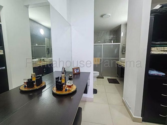 Venta de apartamento en Ph Destiny 26MVCH9098