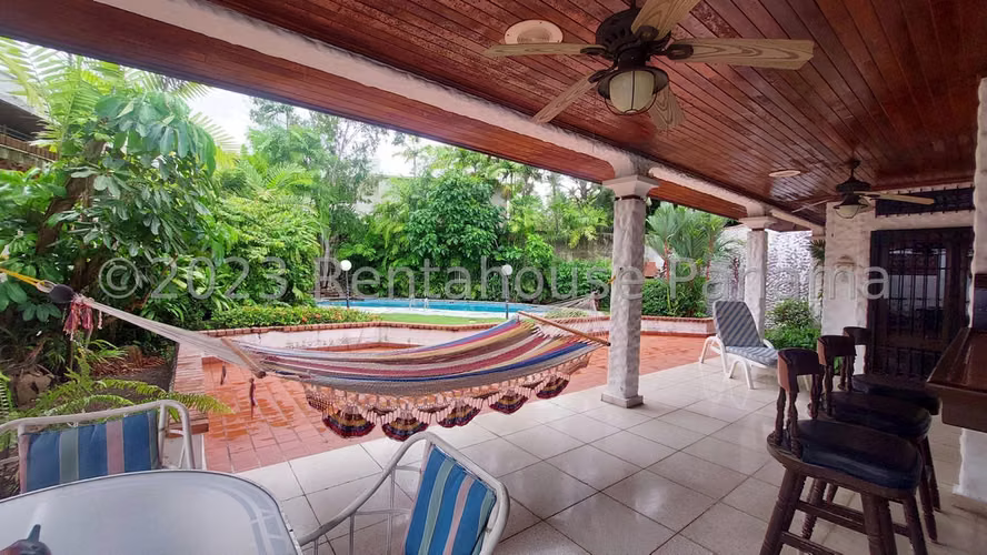 Casa con Terraza y Piscina ideal para diseñar a tu estilo en Altos de Golf 26EPP4005 - Imagen 2