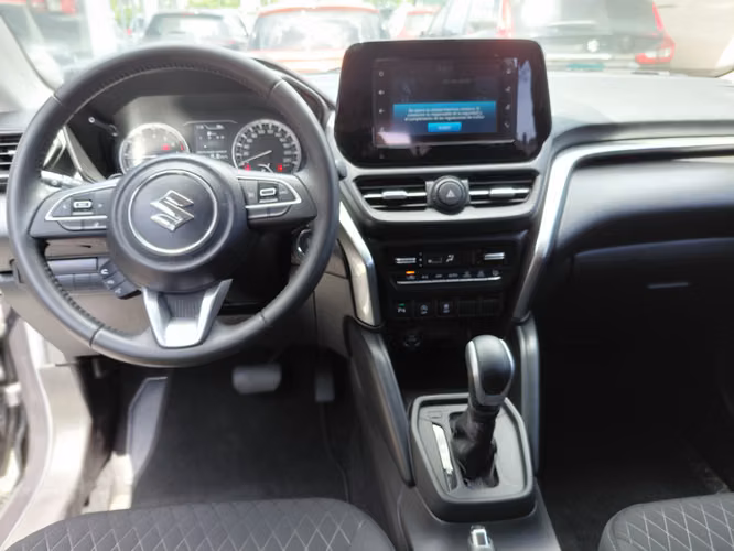 2025 Suzuki Grand Vitara - solo 5394 km - Garantía de agencia - Imagen 10