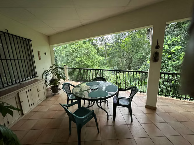 Casa en Alquiler / 4H + estudio independiente / Ubicación Estratégicamente Pty-Colón