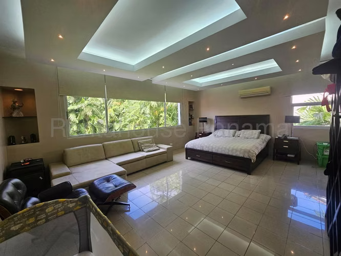 Casa en Altos de Golf con Piscina privada 26EPP5085