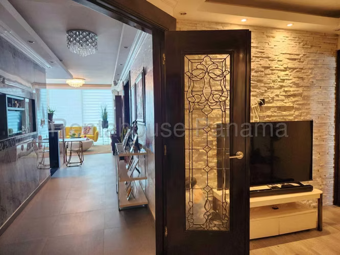 Vendo Apartamento de 209 m² en PH TAO, San Francisco 25-6201GG