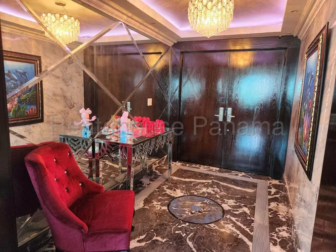 Vendo Apartamento de 209 m² en PH TAO, San Francisco 25-6201GG