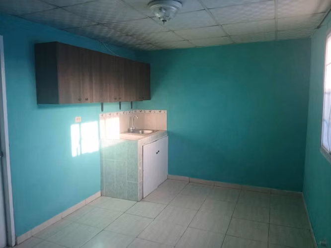 Se Alquila Apartamento - Imagen 5