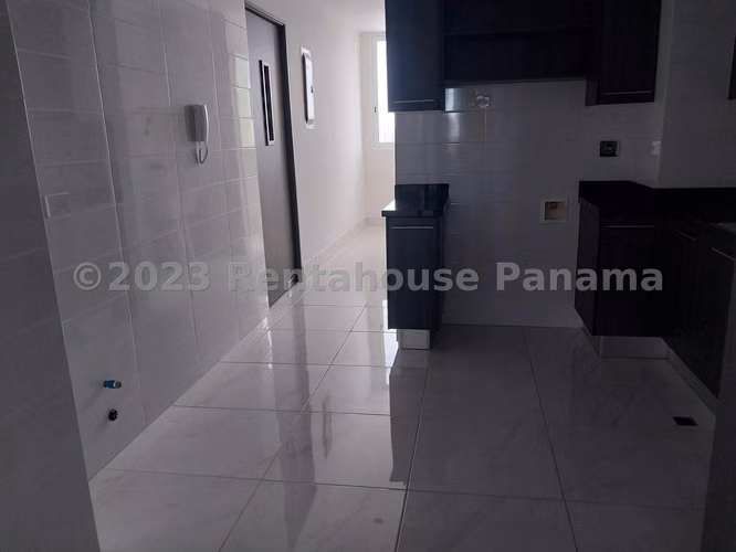 Se Vende Apartamento en Edison Park VLU26-9101