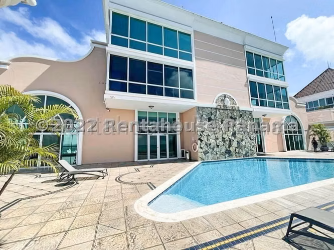 Se Vende Apartamento en Avenida Balboa VLU26-9109