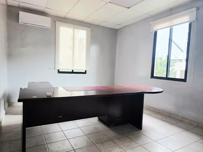 Alquiler Oficina Fernandez de Cordoba