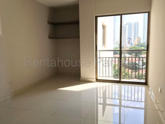 Alquiler de apartamento en Ph Long Beach 26MVCH9114