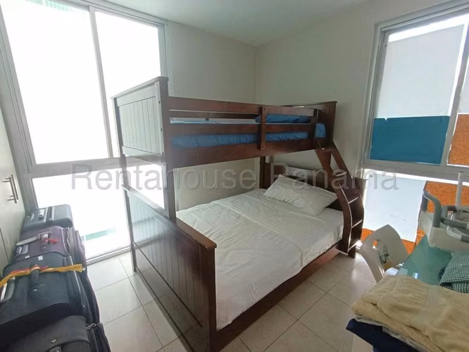 Venta de apartamento en Ph Seawaves 26MVCH4489
