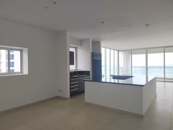 ¡EN VENTA! Apartamento PH Rivage Frente al Mar en Avenida Balboa