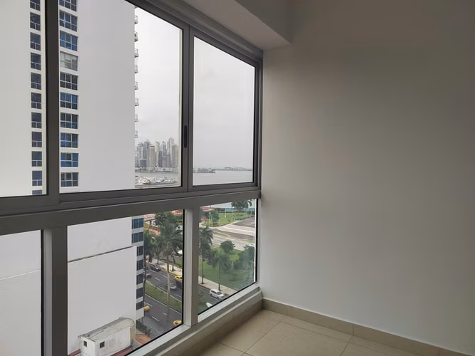 ¡EN VENTA! Apartamento PH Rivage Frente al Mar en Avenida Balboa