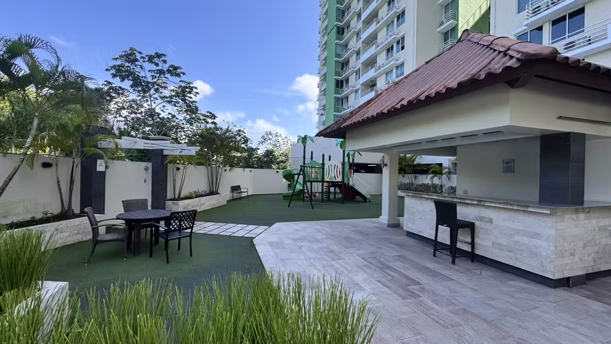 ALQUILER PH Green Park Condado del Rey PRG02