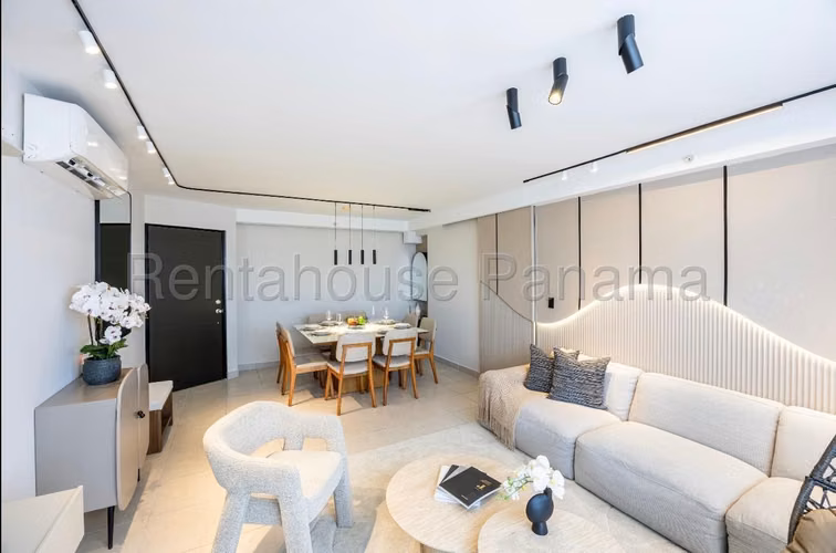 Venta de Apartamento en Parque Lefevre Ph Lefevre 75 CCO
