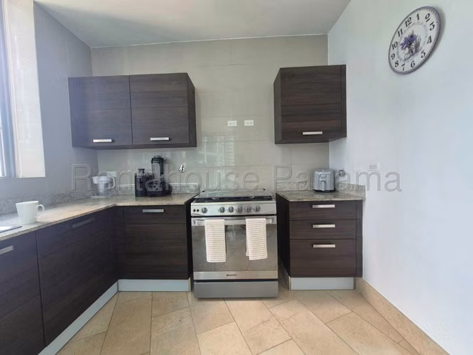 VIVA YA! EN PUNTA PACIFICA VENTA PH GRAND TOWER SEMI-AMOBLADO ESM