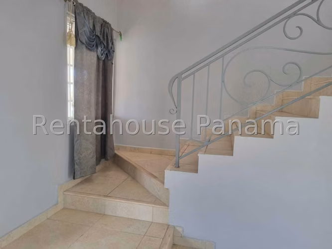 Alquiler de Casa en Brisas Del Golf Brisas Village KC
