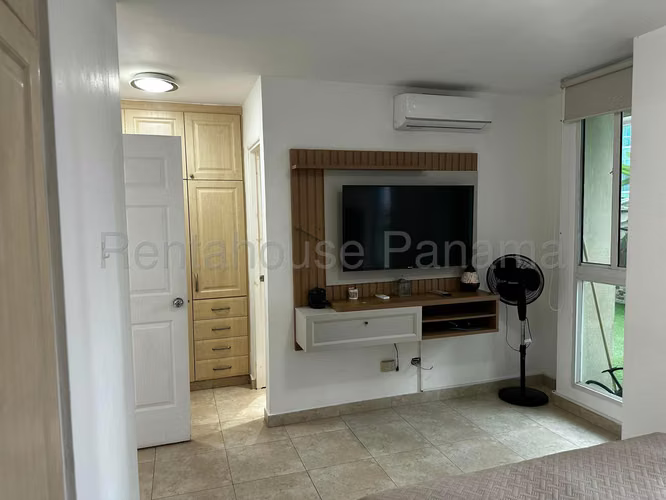 Venta de Apartamento en Punta Pacifica, PH Mystic Point (Solo Cliente Directo)