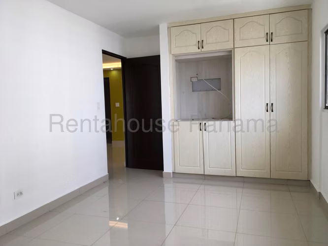 Alquiler de Apartamento amplio y confortable en Coco del Mar
